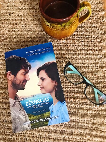 Gērnsijas literatūras un tupeņmizu pīrāga biedrība. Mērija Anna Šafere & Annija Barozo