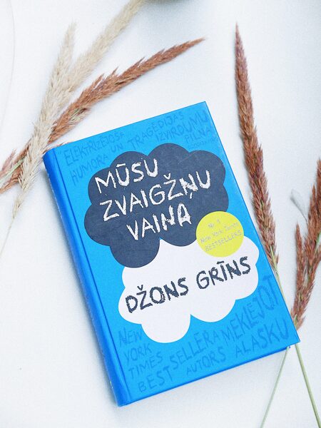 Mūsu zvaigžņu vaina. Džons Grīns