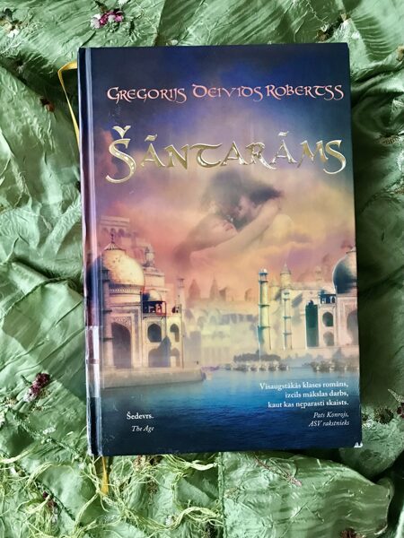 Šāntarāms. Gregorijs Deivids Robertss