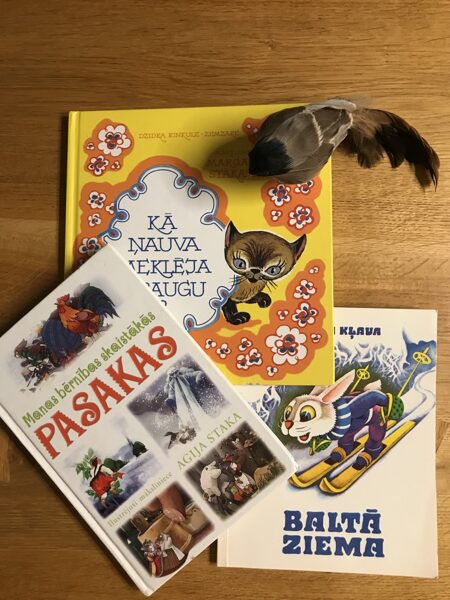 Manas bērnības skaistākās pasakas. Baltā ziema. Mirdza Kļava. Kā ņauva meklēja draugu. Dzidra Rinkule-Zemzare